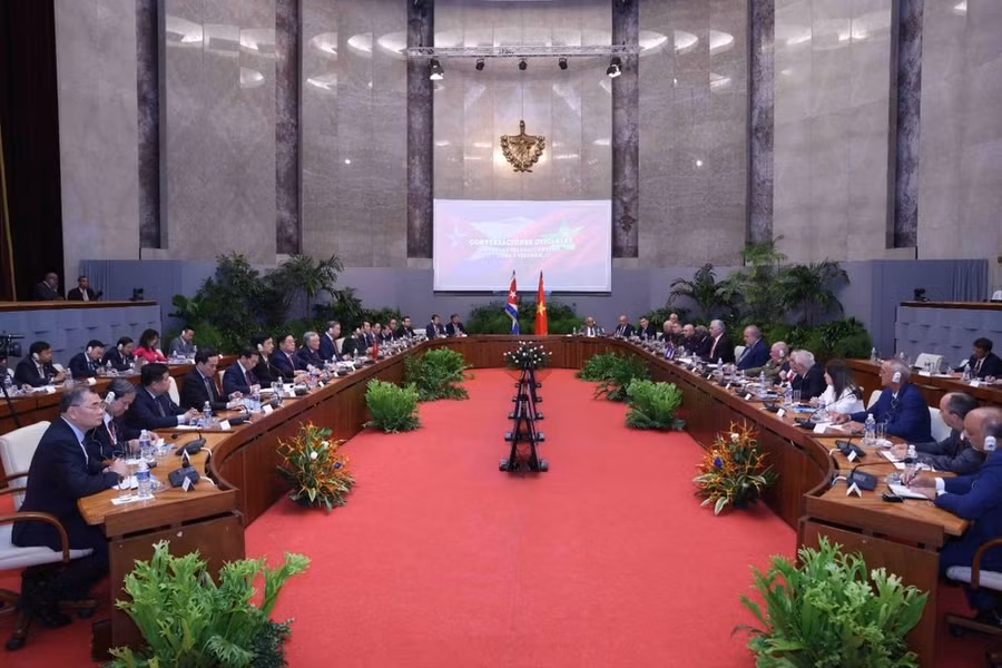 Tổng Bí thư, Chủ tịch nước Tô Lâm hội đàm với Bí thư thứ nhất Đảng Cộng sản Cuba, Chủ tịch Cuba Miguel Diaz Canel Bermudez. (Ảnh: Lâm Khánh/TTXVN) Tổng Bí thư, Chủ tịch nước Tô Lâm hội đàm với Bí thư thứ nhất Đảng Cộng sản Cuba, Chủ tịch Cuba Miguel Diaz Canel Bermudez. (Ảnh: Lâm Khánh/TTXVN)