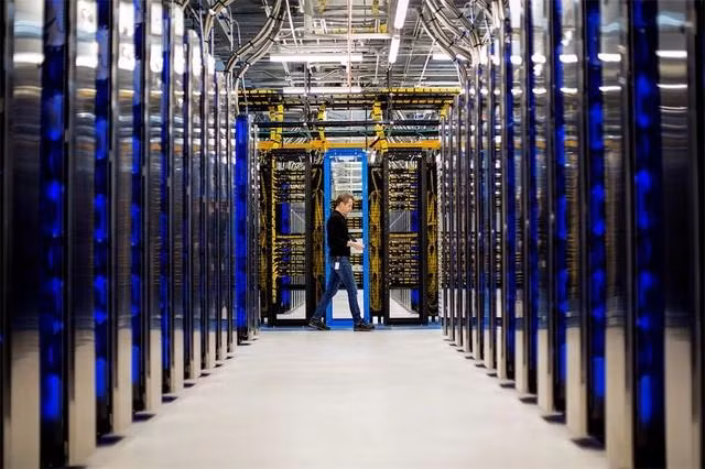 Một trung tâm dữ liệu của Microsoft, nơi cung cấp các dịch vụ đám mây đang cạnh tranh gay gắt với Amazon và Google trên thị trường toàn cầu