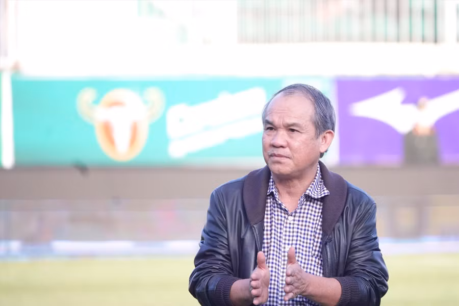 Bầu Đức quyết tâm cùng Hoàng Anh Gia Lai bảo vệ quyền lợi cho nhà tài trợ của đội bóng. Ảnh: Nguyễn Đăng