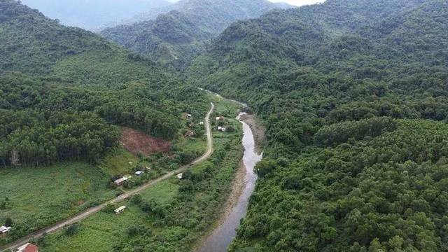 Một góc bản Ho Rum nhìn từ trên cao