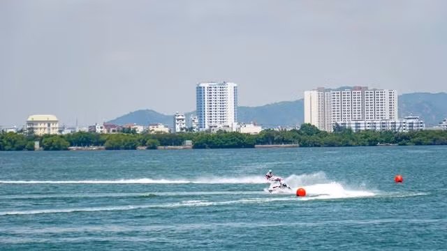Giải đua mô tô nước thế giới 2024 tại đầm Thị Nại (Quy Nhơn), tháng 3.2024