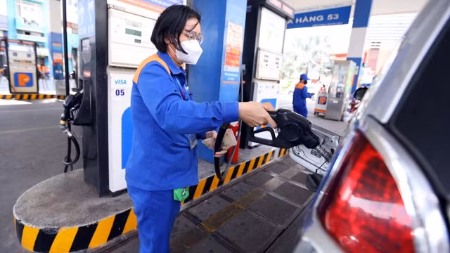 Khu vực doanh nghiệp nhà nước có tỉ trọng đóng góp lớn đối với các mục tiêu phát triển kinh tế - xã hội Khu vực doanh nghiệp nhà nước có tỉ trọng đóng góp lớn đối với các mục tiêu phát triển kinh tế - xã hội