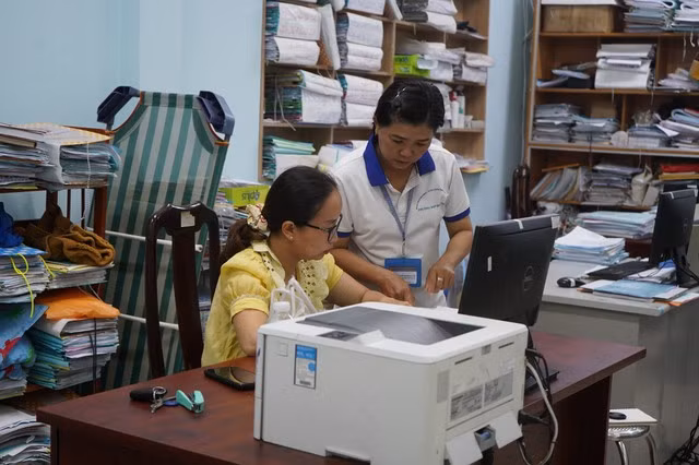 Bảng lương mới theo nguyên tắc đối tượng nào có điều kiện lao động cao hơn bình thường thì sẽ được hưởng thêm chế độ phụ cấp theo nghề