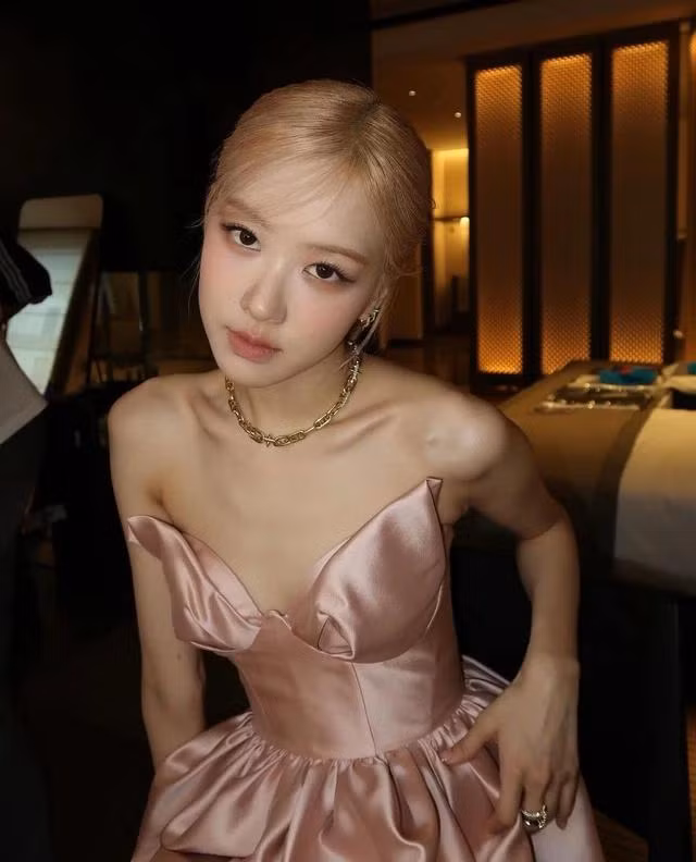 Khán giả chúc mừng Rosé tìm được "bến đỗ" mới phù hợp với bản thân