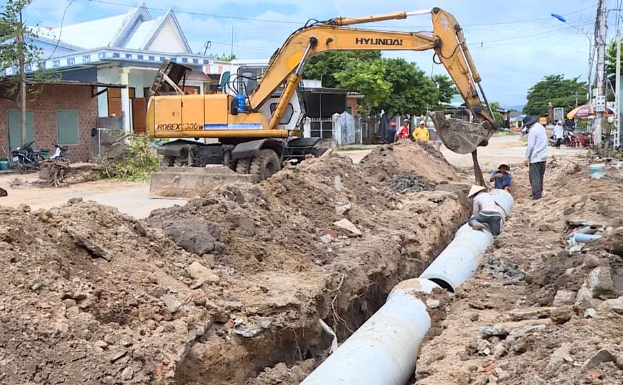 Kho bạc Nhà nước đôn đốc các chủ đầu tư, ban quản lý gửi hồ sơ thanh toán vốn đầu tư công ngay khi có khối lượng hoàn thành. Ảnh: Minh Triều Kho bạc Nhà nước đôn đốc các chủ đầu tư, ban quản lý gửi hồ sơ thanh toán vốn đầu tư công ngay khi có khối lượng hoàn thành. Ảnh: Minh Triều