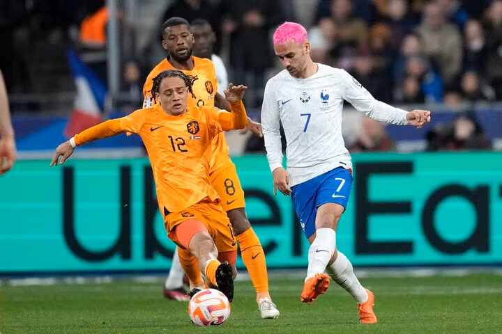 ĐT Pháp thắng áp đảo 4-0 ĐT Hà Lan tại vòng loại Euro 2024. ĐT Pháp thắng áp đảo 4-0 ĐT Hà Lan tại vòng loại Euro 2024.