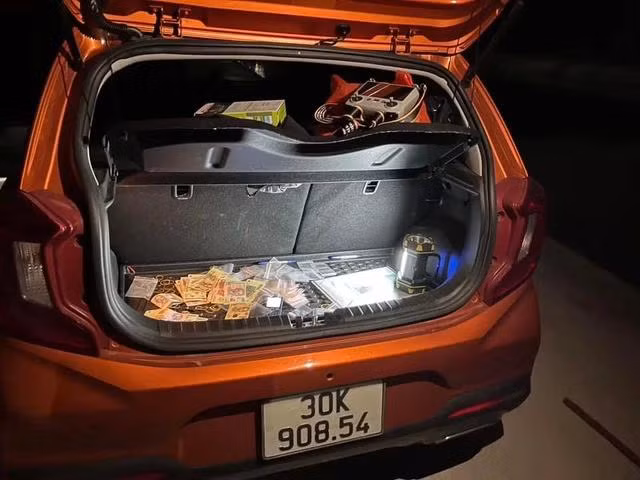 Tang vật vụ án