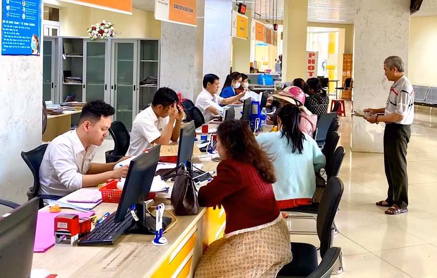 Người đứng đầu các sở, ban, ngành và địa phương phải chịu trách nhiệm nếu các cơ quan, đơn vị thuộc phạm vi quản lý không bảo đảm an toàn thông tin mạng, lộ lọt thông tin, dữ liệu cá nhân, bí mật nhà nước. Ảnh: Hà Duy Người đứng đầu các sở, ban, ngành và địa phương phải chịu trách nhiệm nếu các cơ quan, đơn vị thuộc phạm vi quản lý không bảo đảm an toàn thông tin mạng, lộ lọt thông tin, dữ liệu cá nhân, bí mật nhà nước. Ảnh: Hà Duy