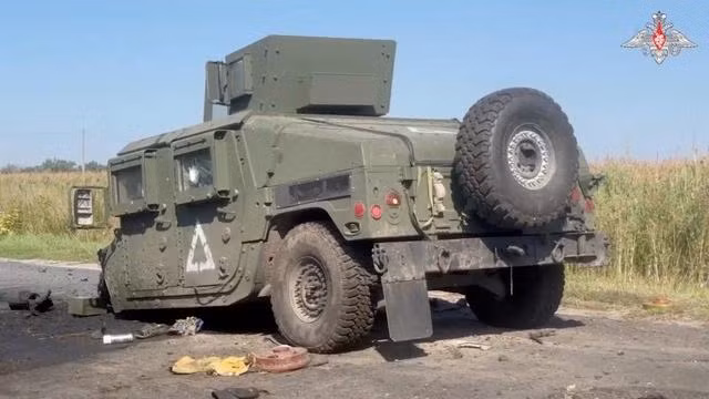 Xe quân sự của Ukraine bị phá hủy tại Kursk