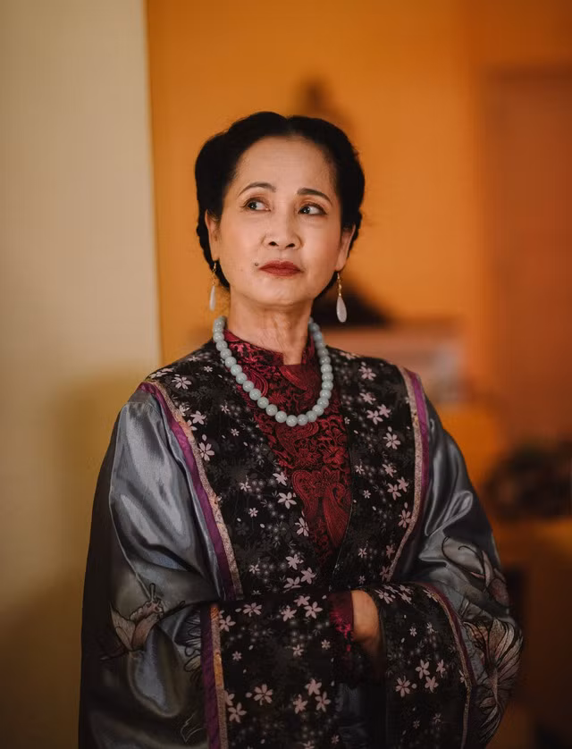 NSND Lan Hương NSND Lan Hương