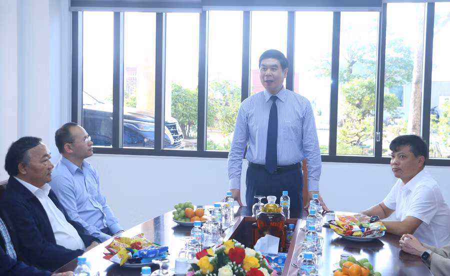 cong-ty-co-phan-ky-thuat-duoc-binh-dinh.jpg