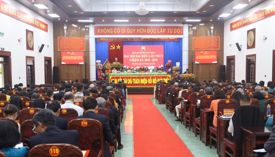 quang-canh-dai-hoi-quang-tan.jpg