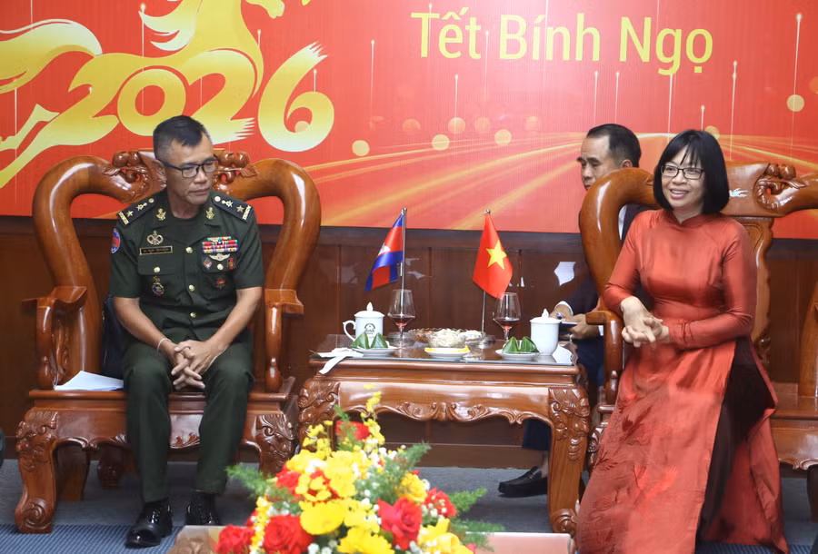 pho-chu-tich-ubnd-tinh-nguyen-thi-thanh-lich-tran-trong-cam-on.jpg