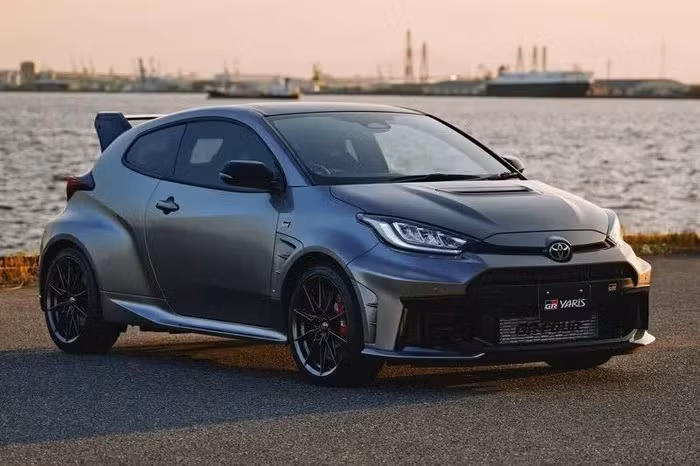 toyota-yaris-1.jpg