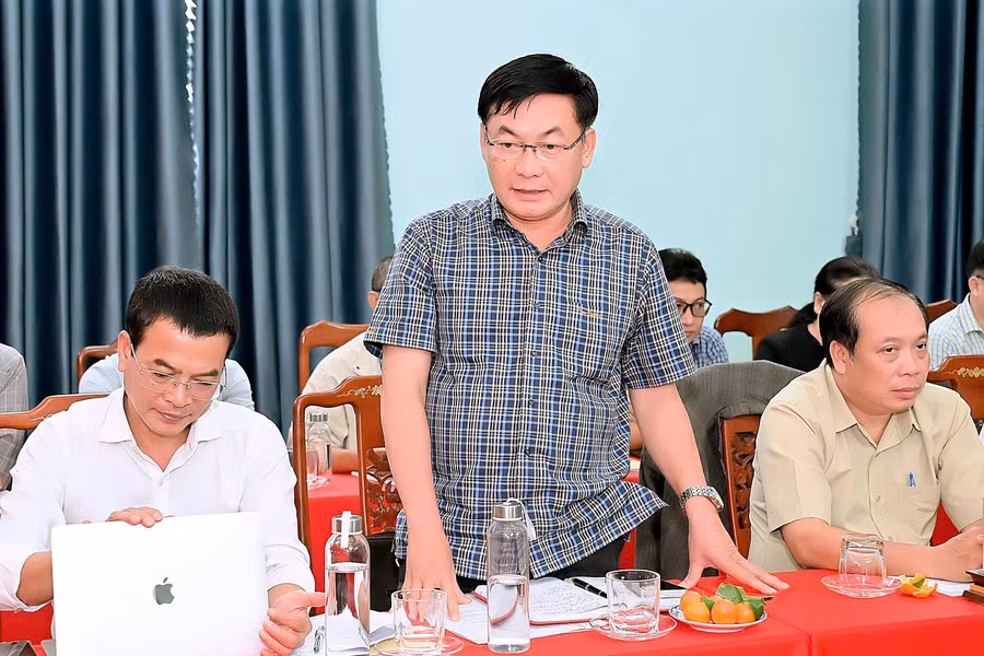 pho-tong-bien-tap-bao-va-phat-thanh-truyen-hinh-gia-lai-huynh-kien-tham-gia-phat-bieu-tai-buoi-lam-viec-duc-thuy.jpg