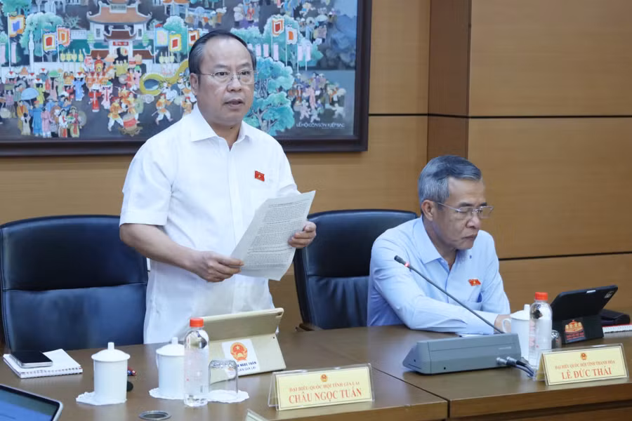 truong-doan-dbqh-tinh-gia-lai-chau-ngoc-tuan-de-nghi-bo-sung-nhiem-vu-chuan-bi-dau-tu-vao-nhom-truong-hop-ngoai-le-khong-bat-buoc-phai-co-trong-danh-muc-dau-tu-cong-5-nam-moi-duoc-giao-du-toan-chi-dau-tu-cong-hang-nam.jpg