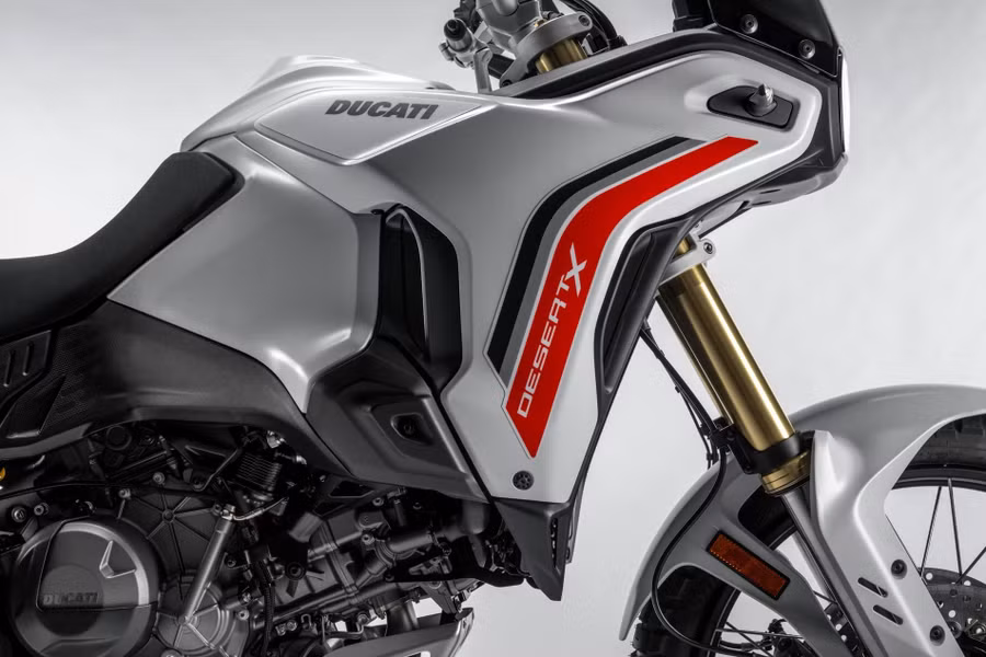 xe-ducati-desertx-2026-4.jpg