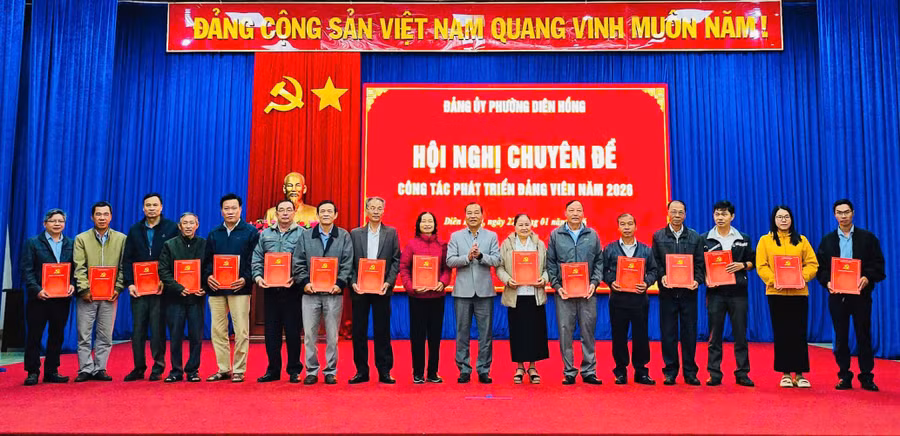 phat-trien-dang-vien-1.jpg