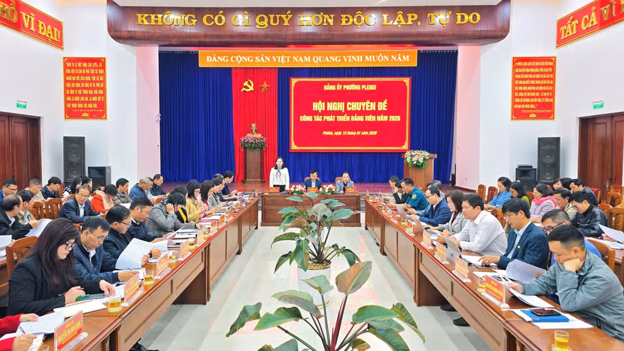 phat-trien-dang-vien-2.jpg