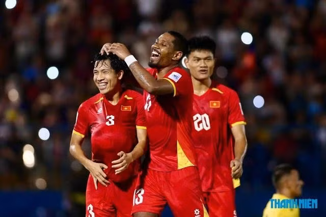 Đội tuyển Việt Nam sẽ nắm bắt được cơ hội dự World Cup 2030, nếu giải đấu được tăng 64 đội? Ảnh: Nguyên Khang