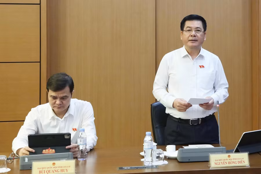 pho-chu-tich-quoc-hoi-nguyen-hong-dien-nhan-manh-luat-dat-dai-luat-nha-o-va-luat-kinh-doanh-bat-dong-san-co-moi-quan-he-chat-che-trong-qua-trinh-xac-lap-chuyen-dich-quyen-doi-voi-dat-dai-nha-o-va-bat-dong-san.jpg