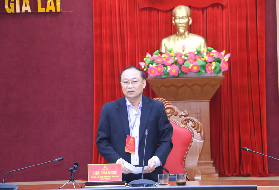 bi-thu-tinh-uy-thai-dai-ngoc-chu-tri-cuoc-hop-anh-quang-tan.jpg