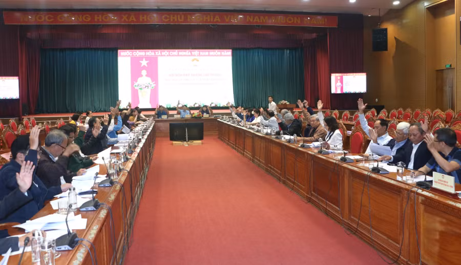 cac-dai-bieu-bieu-quyet-thong-nhat-100-lap-danh-sach-so-bo-gom-138-nguoi-ung-cu-dai-bieu-hdnd-khoa-xiii.jpg