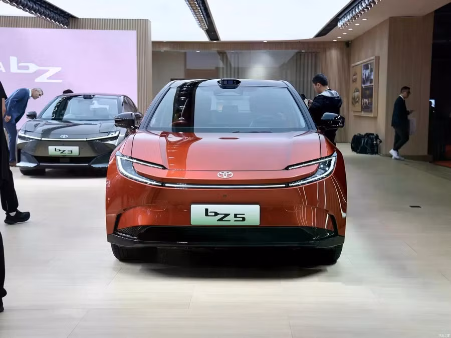 Xe điện Toyota bZ5 dành riêng cho thị trường Trung Quốc.