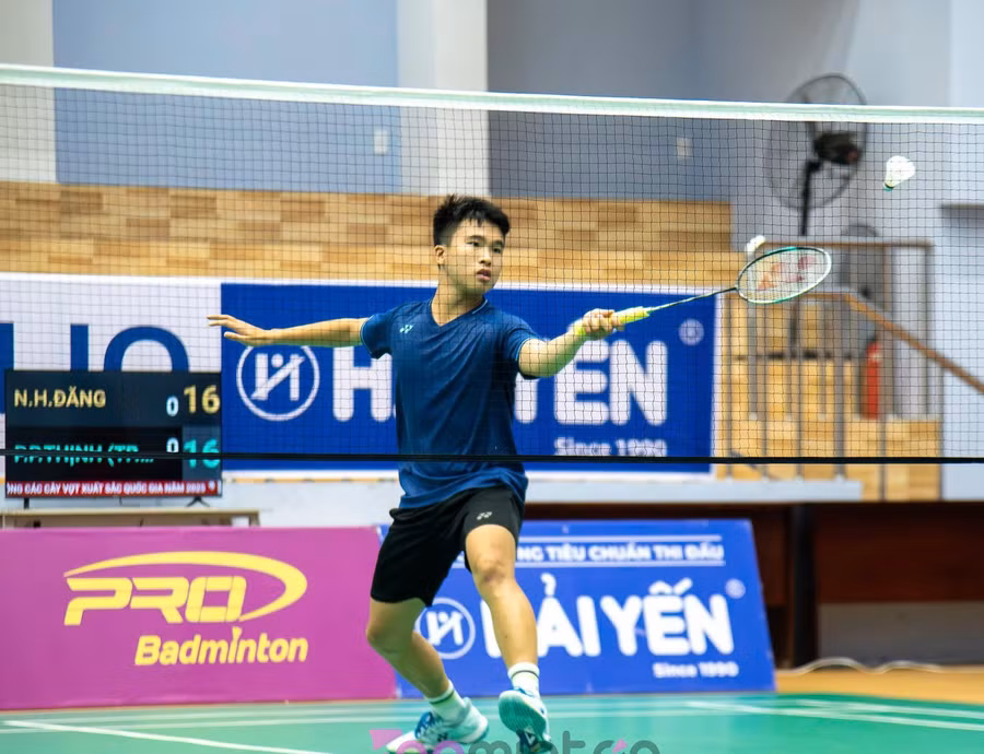 van-dong-vien-dang.jpg