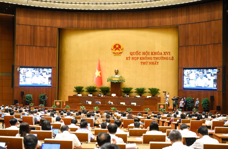 quang-canh-phien-thao-luan-tai-hoi-truong-chieu-5-8.jpg