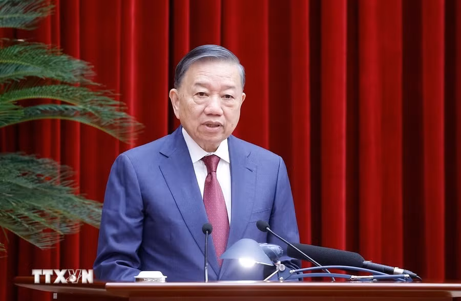Tổng Bí thư, Chủ tịch nước Tô Lâm phát biểu khai mạc Hội nghị lần thứ ba Ban Chấp hành Trung ương Đảng khóa XIV. Ảnh: Thống Nhất/TTXVN