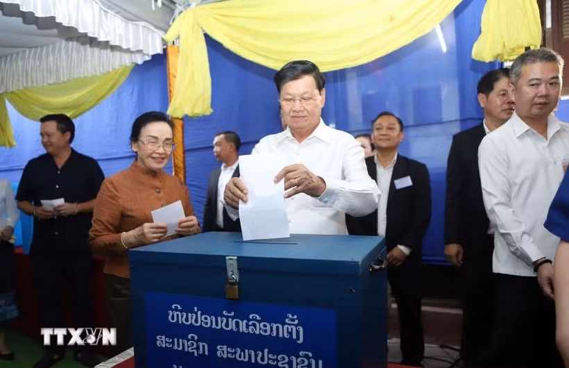 lao-bau-cu-dai-bieu-quoc-hoi.jpg