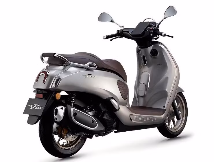 xe-ga-co-dien-4.jpg
