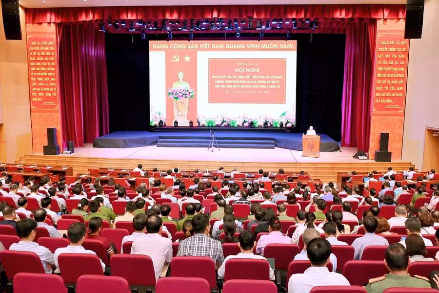 quang-canh-hoi-nghi.jpg