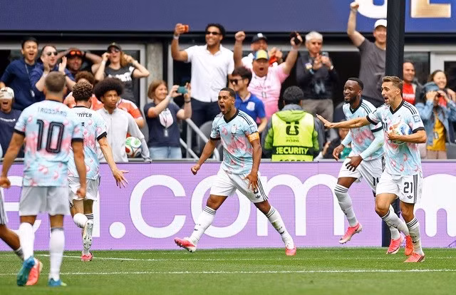 Tielemans tỏa sáng với 2 bàn thắng giúp Bỉ lội ngược dòng không tưởng trước Senegal. Ảnh: Reuters
