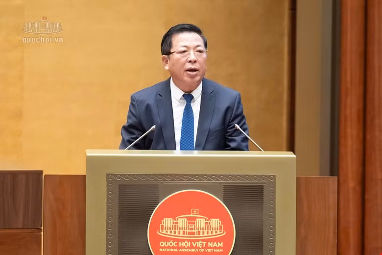 bo-truong-bo-xay-dung-tran-hong-minh-giai-trinh-nhung-y-kien-cua-cac-dbqh.jpg