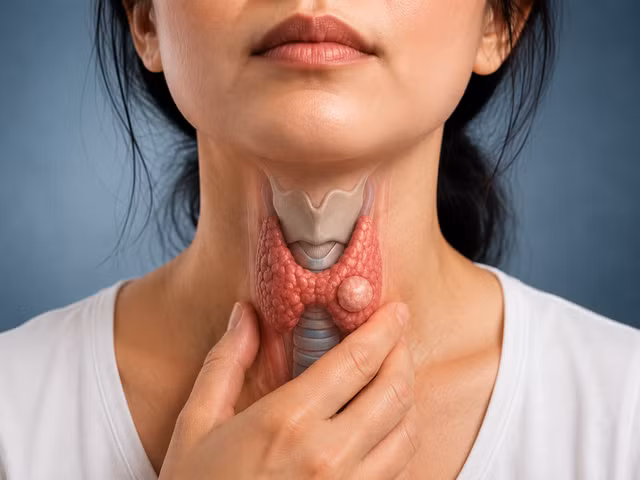 Vẫn có một tỷ lệ nhỏ nhân giáp là ung thư tuyến giáp. Ảnh: N.Quý tạo từ AI