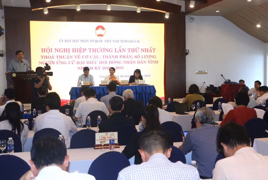 quang-canh-hoi-nghi-hiep-thuong-lan-thu-nhat-de-co-cau-thanh-phan-so-luong-nguoi-cua-cac-co-quan-to-chuc-don-vi-gioi-thieu-ung-cu-dai-bieu-hdnd-tinh-khoa-xiii-nhiem-ky-2026-2031-anh-quang-tan.jpg