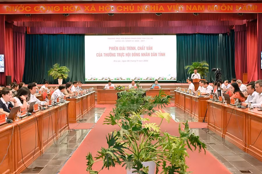 quang-canh-phien-giai-trinh-chat-van-cua-thuong-truc-hdnd-tinh.jpg