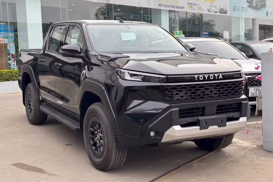 Sự xuất hiện của Toyota Hilux 2026 khiến phân khúc bán tải phổ thông trở nên sôi động hơn. Ảnh: Đại lý