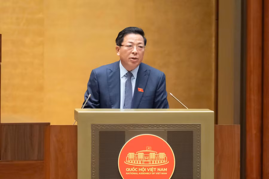 bo-truong-bo-xay-dung-tran-hong-minh-giai-trinh-lam-ro-mot-so-noi-dung-cac-dbqh-neu.jpg