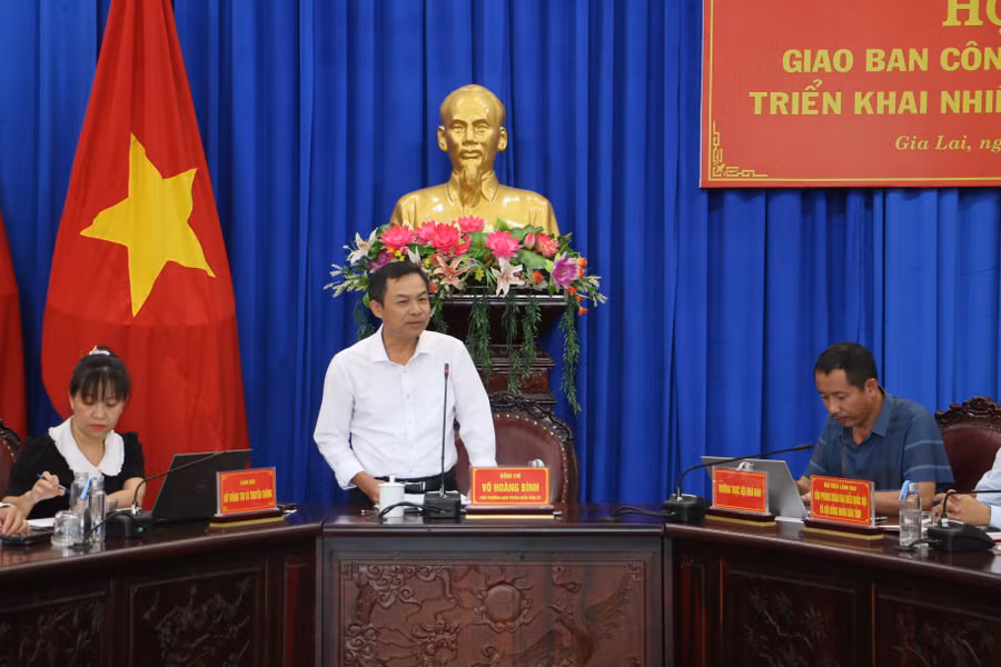 dong-chi-vo-hoang-binh-pho-truong-ban-tuyen-giao-tinh-uy-ket-luan-hoi-nghi-giao-ban-quang-tan-833-7119.jpg