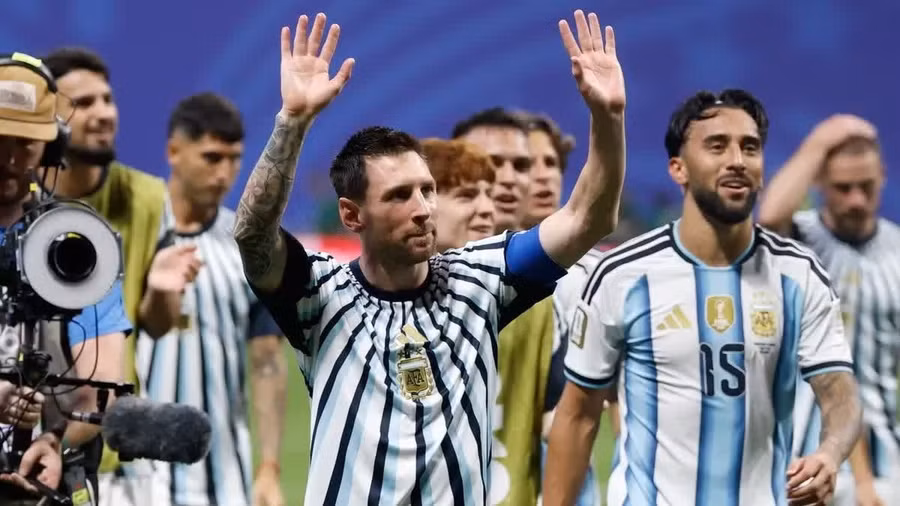 Argentina có bốn cầu thủ được "xóa" thẻ vàng.