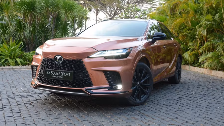 Phiên bản Lexus RX 500h F Sport Performance cao cấp nhất tại Việt Nam. Ảnh: Đại lý