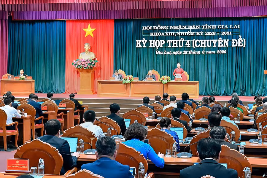 quang-canh-ky-hop-duc-thuy.jpg