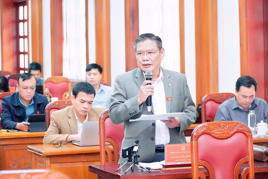 dai-bieu-to-van-chanh.jpg