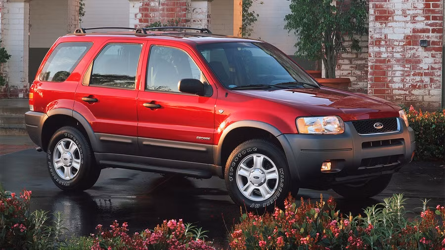 Ford Escape đời 2000.