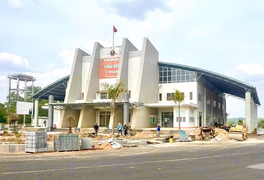 cua-khau-quoc-te.jpg
