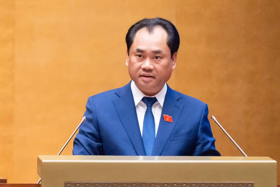 bo-truong-bo-nong-nghiep-va-moi-truong-trinh-viet-hung-da-phat-bieu-giai-trinh-lam-ro-mot-so-van-de-dai-bieu-quoc-hoi-neu.jpg