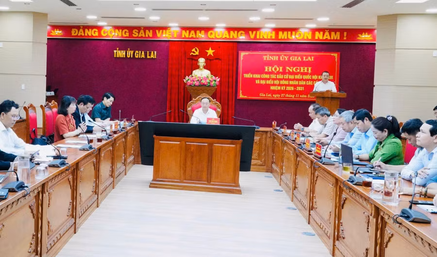 a1-quang-canh-hoi-nghi.jpg